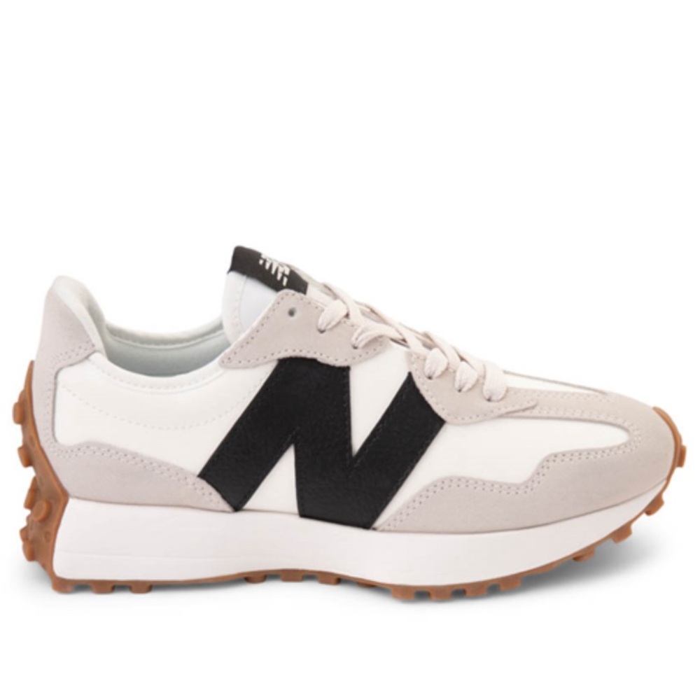 *PRE-LOVED* New Balance White Gray and Black Women's Sneakers - Picture 2 of 11